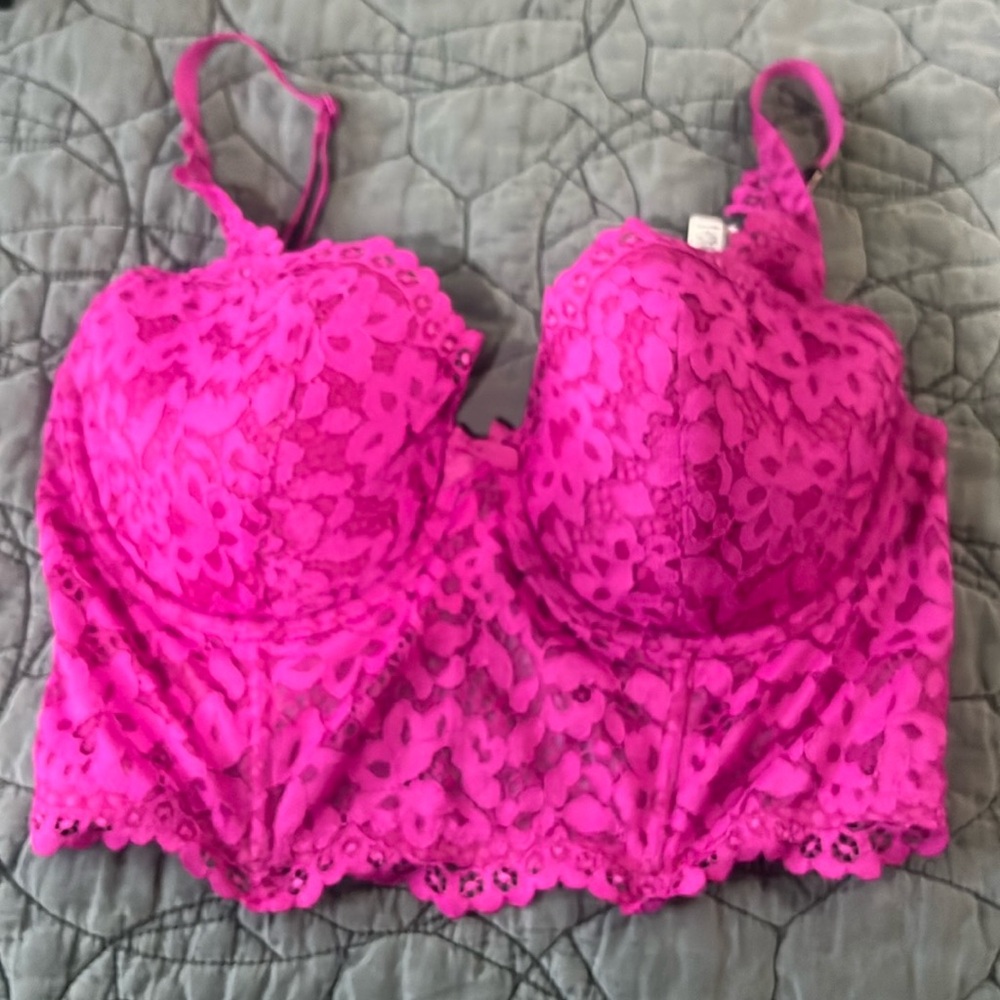 Victoria Secret 38C